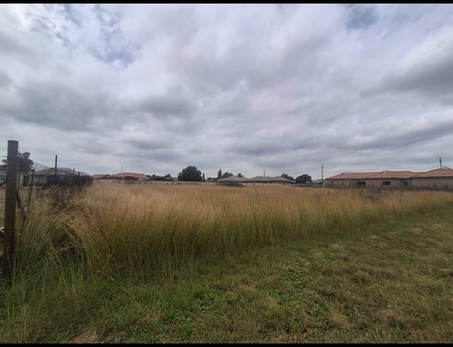 1,214M² VACANT LAND FOR SALE IN RIVERSDALE
